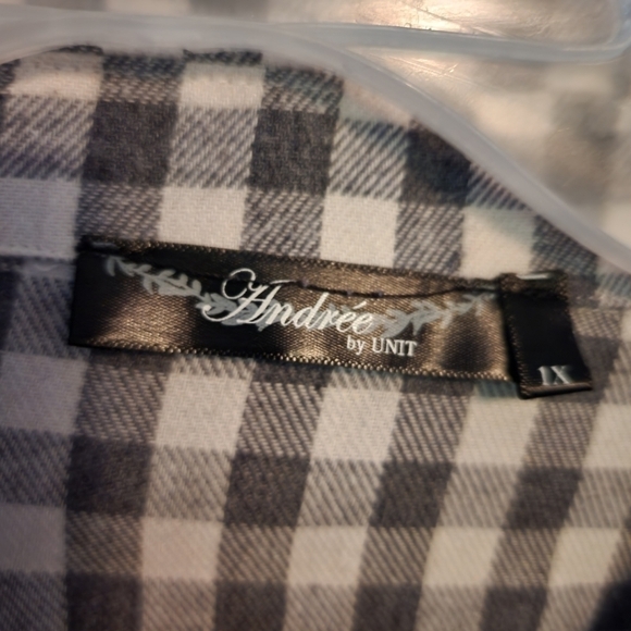Andree by Unit Plaid Quarter Zip Long Sleeve Shirt Size 1X - Picture 4 of 9